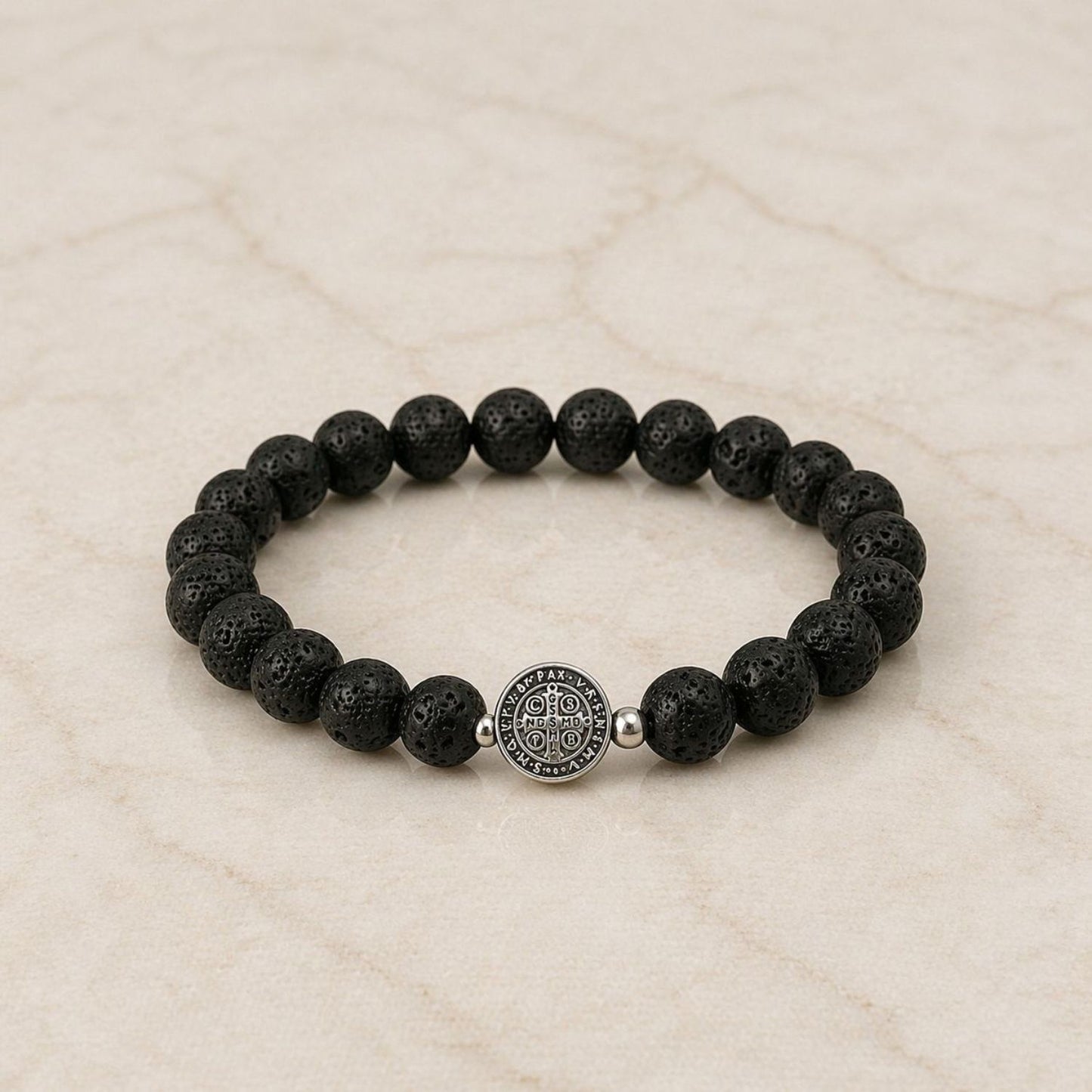 Pulsera Piedra Volcanica con Medalla de San Benito Plata 925